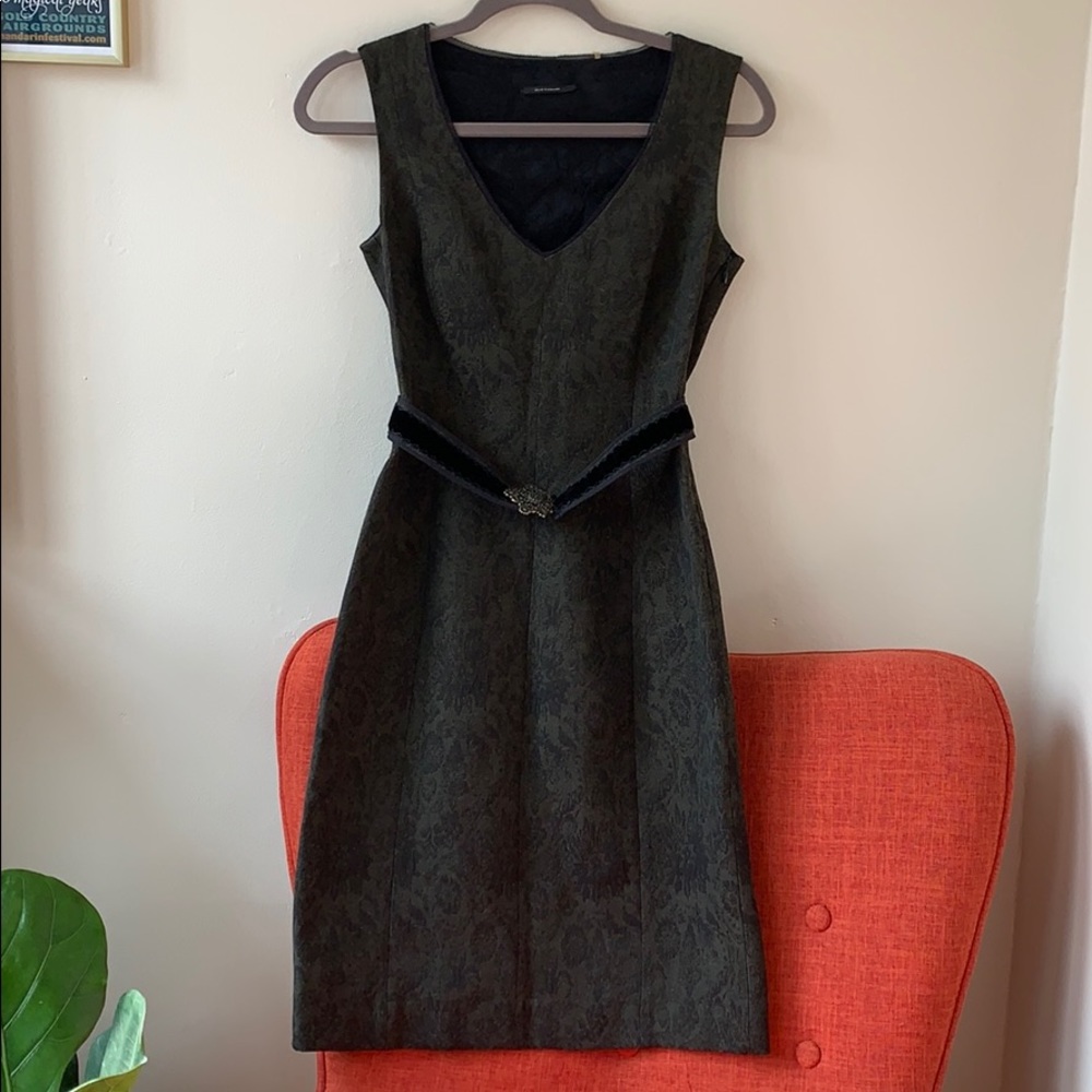 Elie Tahari Black and Gold Cocktail Dress Size 2